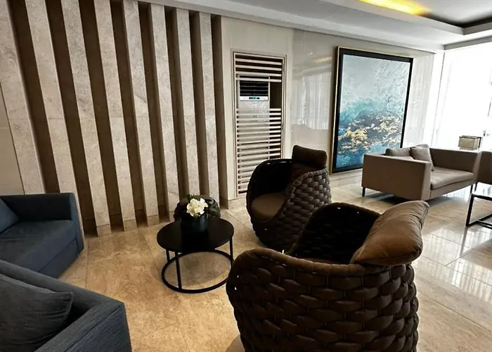 Mall Of Shore 3 Condotel Street Near Airport Manila