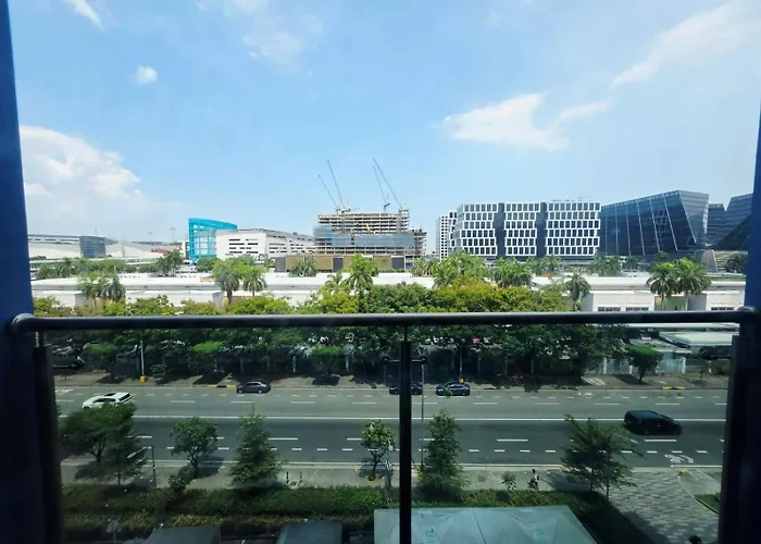 Mall Of Shore 3 Condotel Street Near Airport Manila